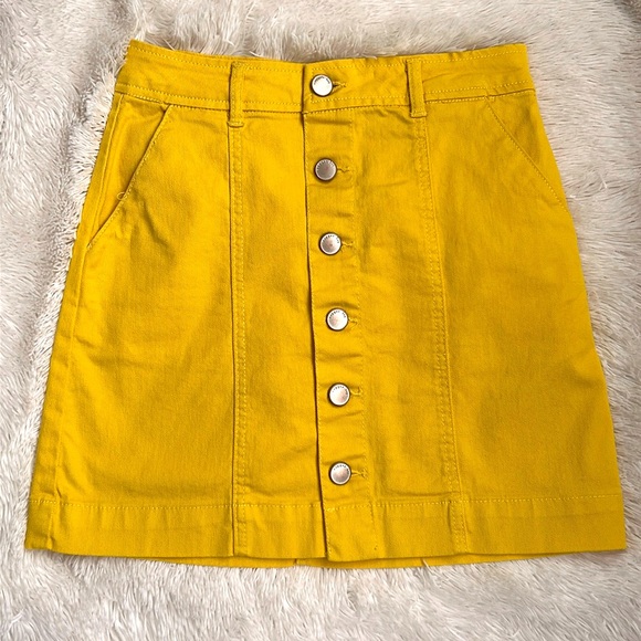 Copper Key Small Yellow - Picture 1 of 6